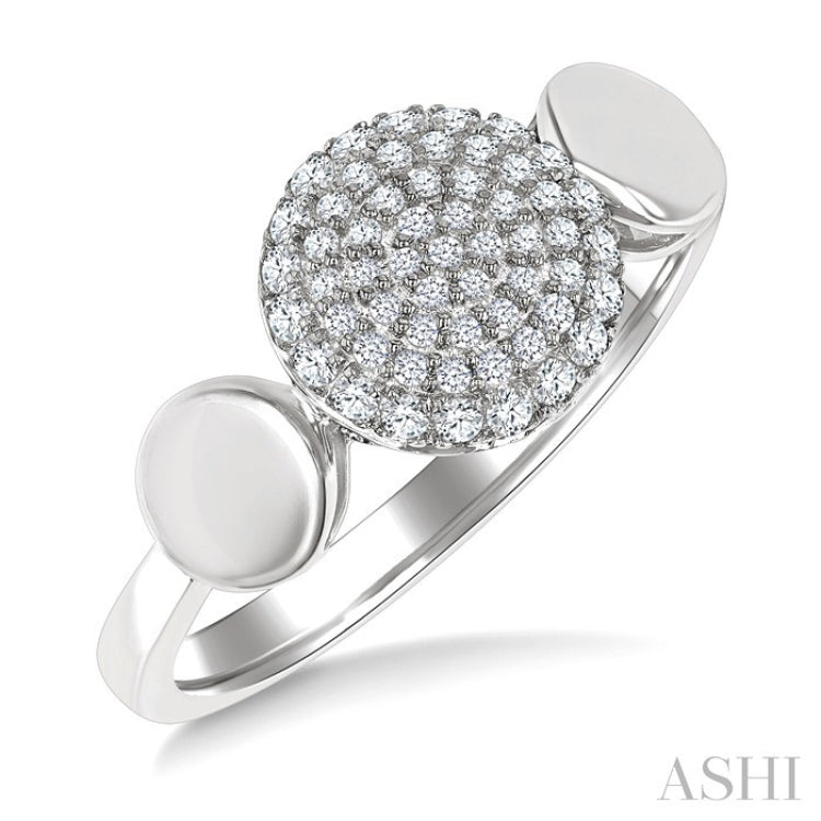 1/4 Ctw Circular Mount Pave Set Round Cut Diamond Ring in 10K White Gold