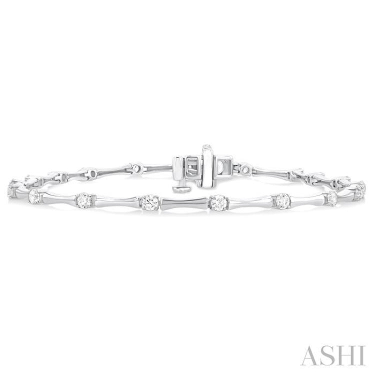 1 Ctw Bamboo Internodes Round Cut Diamond Fashion Bracelet in 14K White Gold