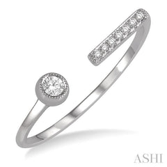 1/10 Ctw Flat Open Top Circular Head Round Cut Diamond Fashion Ring in 14K White Gold