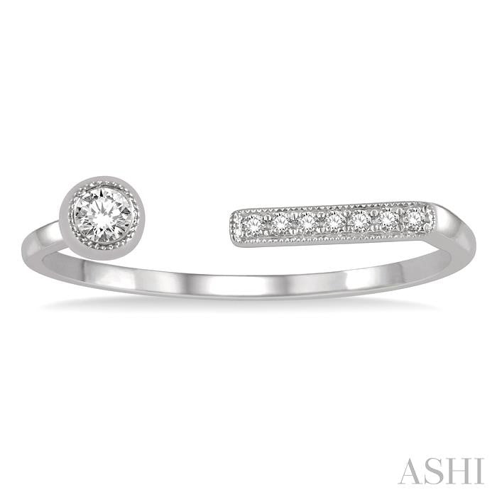1/10 Ctw Flat Open Top Circular Head Round Cut Diamond Fashion Ring in 14K White Gold