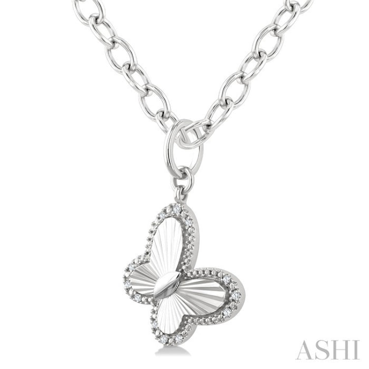 1/10 Ctw Butterfly Fluted Medallion Round Cut Diamond Pendant With Chain in Sterling Silver