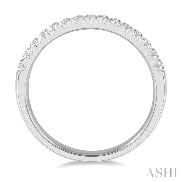 1/4 Ctw 15Stones Round Cut Diamond Wedding Band in 14K White Gold