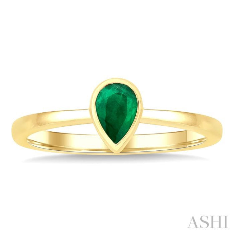 6X4 MM Pear Shape Emerald Precious Solitaire Ring in 14K Yellow Gold
