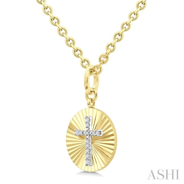 1/10 Ctw Latin Cross Round Cut Diamond Fluted Circle Medallion Pendant With Chain in Yellow Gold Vermeil