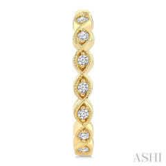 1/6 Ctw Twisted Pattern Round Cut Diamond Fashion Hoop Earring in 10K Yellow Gold