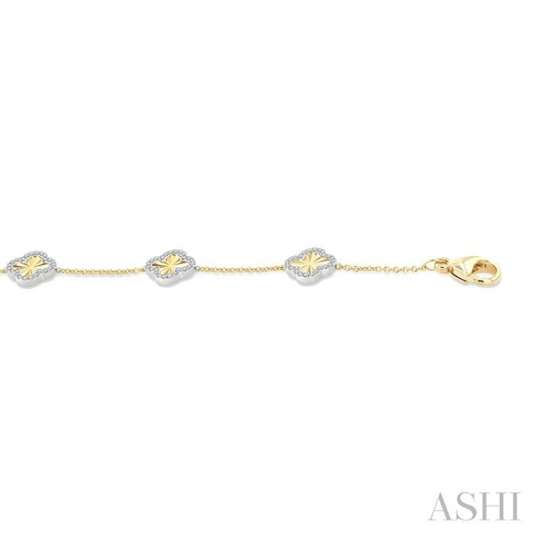 1/3 Ctw Fluted Clover Round Cut Diamond Fashion Bracelet in 14K Yellow and White Gold