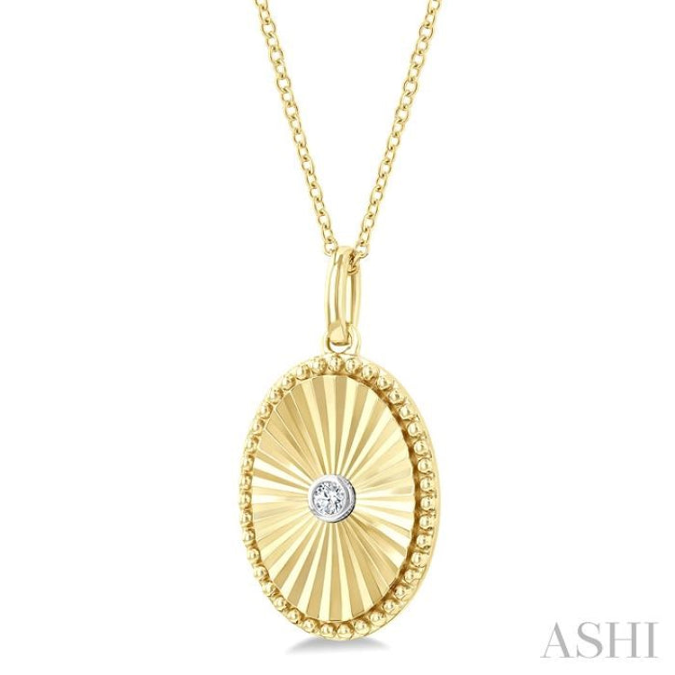 1/20 Ctw Oval Fluted Medallion Round Cut Diamond Pendant With Chain in Yellow Gold Vermeil