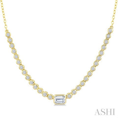 1/2 Ctw Halfway Bezel Set Emerald and Round Cut Diamond Necklace in 14K Yellow Gold