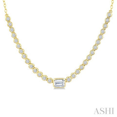 1/2 Ctw Halfway Bezel Set Emerald and Round Cut Diamond Necklace in 14K Yellow Gold