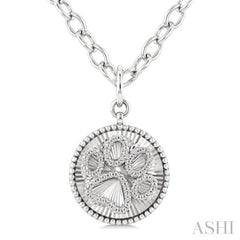 1/10 Ctw Dog Paw Round Cut Diamond Round Fluted Medallion Fashion Pendant With Chain in Sterling Silver