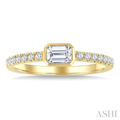 1/2 Ctw East-West Emerald Cut and Round Cut Diamond Ring in 14K Yellow Gold