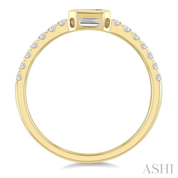 1/2 Ctw East-West Emerald Cut and Round Cut Diamond Ring in 14K Yellow Gold
