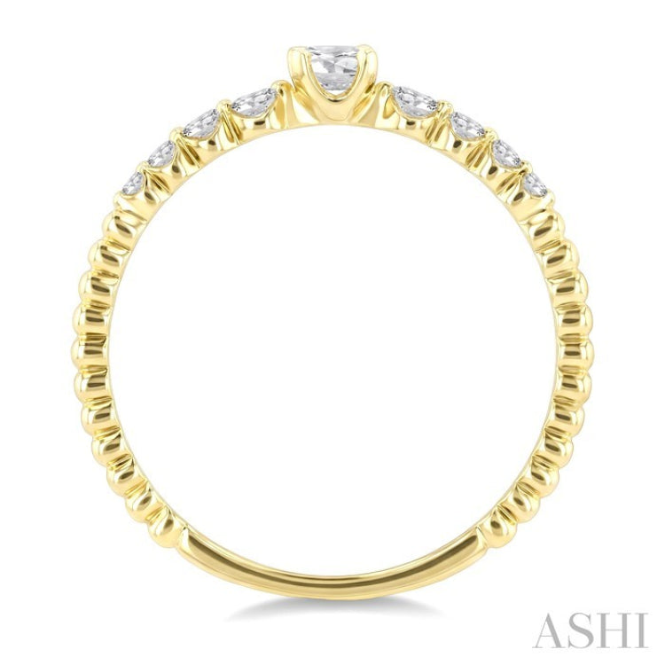 1/4 Ctw Bead Texture Shank Graduated Round Cut Diamond Stackable Fashion Ring in 14K Yellow Gold
