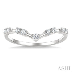 1/5 Ctw Chevron Round Cut Diamond Fashion Band in 10K White Gold
