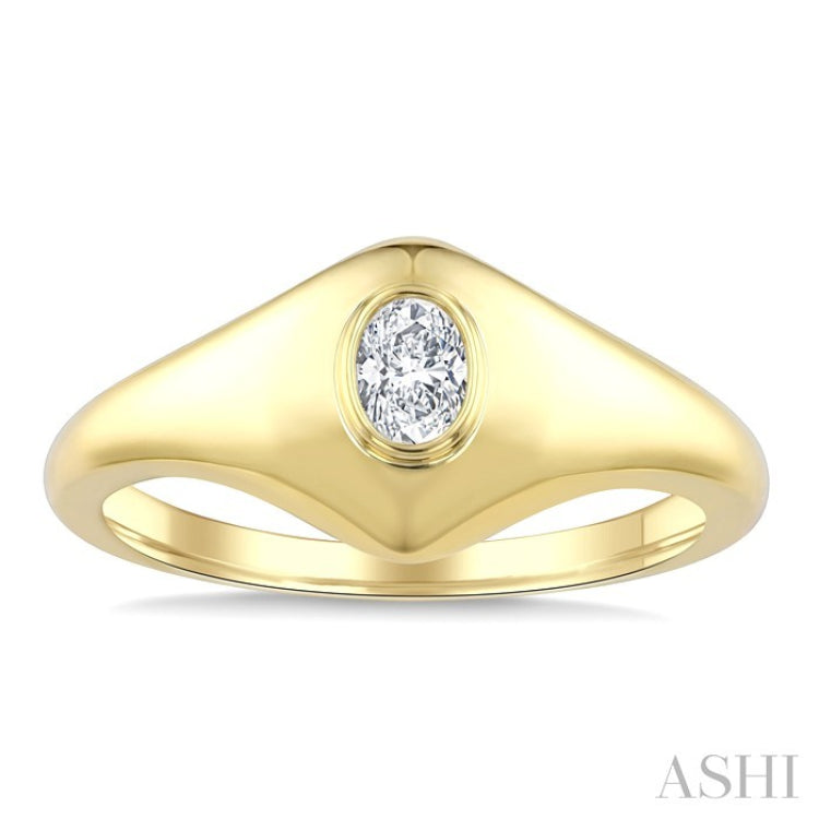 1/5 Ctw Oval Cut Diamond Fashion Signet Ring in 10K Yellow Gold