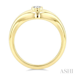 1/5 Ctw Oval Cut Diamond Fashion Signet Ring in 10K Yellow Gold