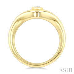 1/5 Ctw Pear Cut Diamond Fashion Signet Ring in 10K Yellow Gold