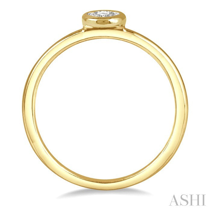 1/50 Ctw Oval Shape Round Cut Diamond Promise Ring in 10K Yellow Gold