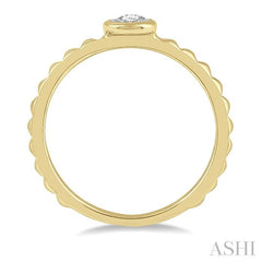 1/50 Ctw Round Cut lattice Diamond Promise Ring in Pyramid shape 10K Yellow Gold