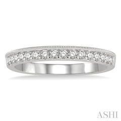 1/4 Ctw Milgrain Wall Round Cut Diamond Wedding Band in 14K White Gold