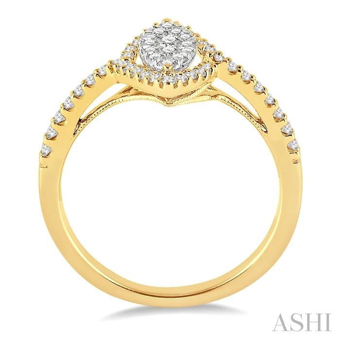 1/2 Ctw Marquise Shape Round Cut Diamond Lovebright Ring in 14K Yellow Gold