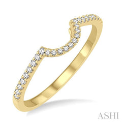 1/6 Ctw Round Cut Diamond Wedding Band in 14K Yellow Gold