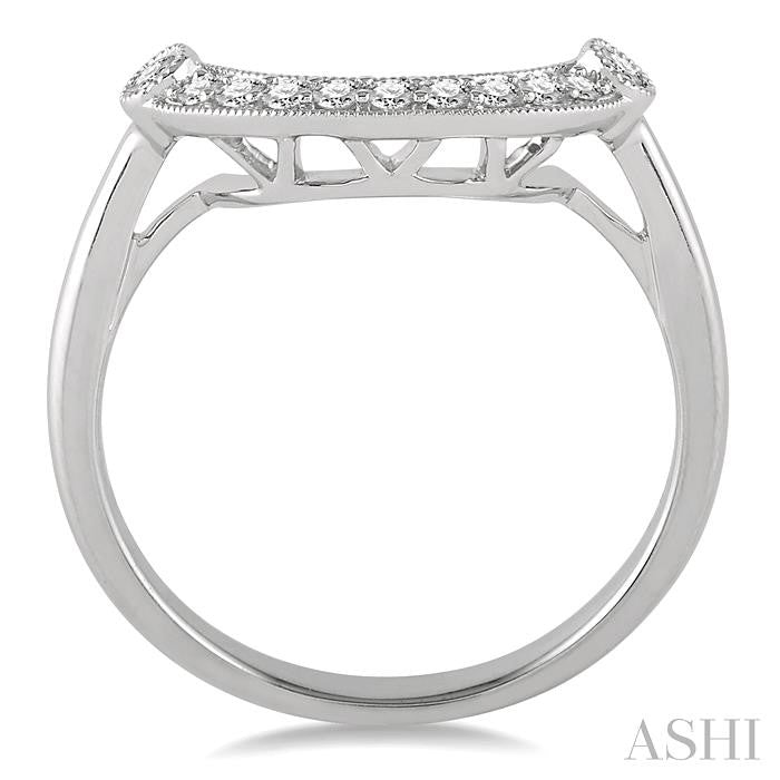 1/6 Ctw Round Cut Diamond Wedding Band in 14K White Gold