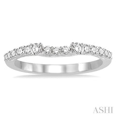 1/2 Ctw Round Cut Diamond Wedding Band in 14K White Gold