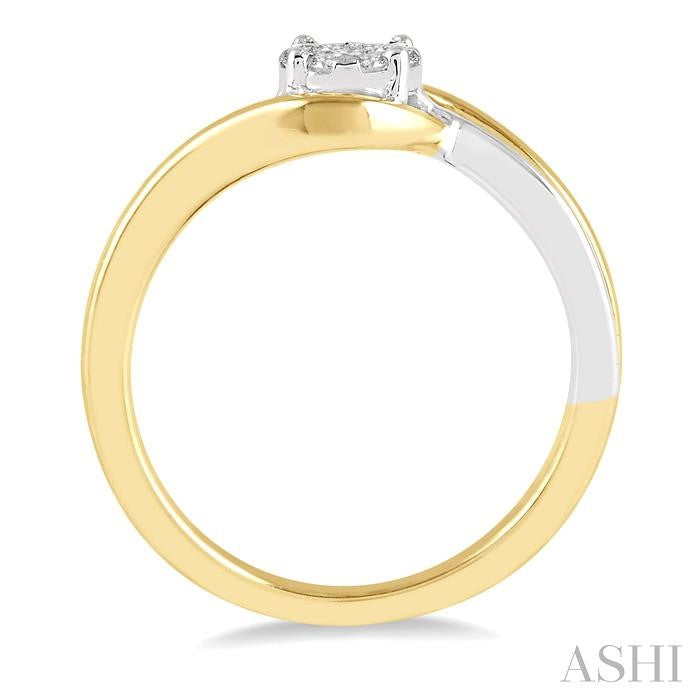 1/5 Ctw Two Tone Split Shank Lovebright Diamond Cluster Ring in 14K Yellow and White Gold