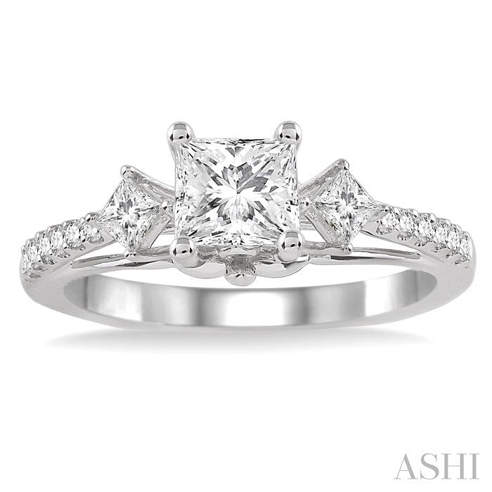 7/8 Ctw Diamond Engagement Ring with 1/2 Ct Princess Cut Center Stone in 14K White Gold