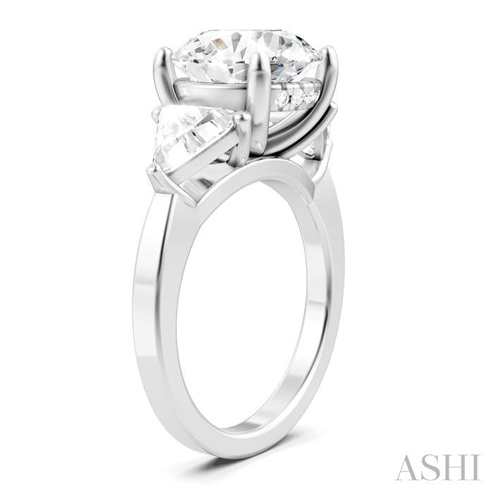 1 1/10 Ctw Circular Shape Trillion and Round Cut Diamond Semi-Mount Engagement Ring in 14K White Gold