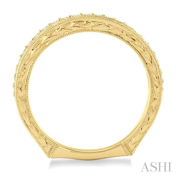 1/5 Ctw Round Cut Diamond Wedding Band in 14K Yellow Gold