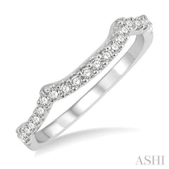 1/4 Ctw Triple Arch Round Cut Diamond Wedding Band in 14K White Gold