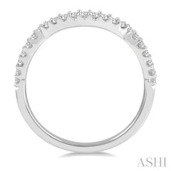 1/4 Ctw Triple Arch Round Cut Diamond Wedding Band in 14K White Gold