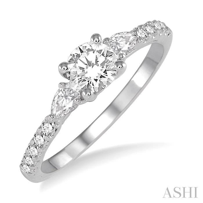 7/8 Ctw Diamond Engagement Ring with 1/2 Ct Round Cut Center Stone in 14K White Gold