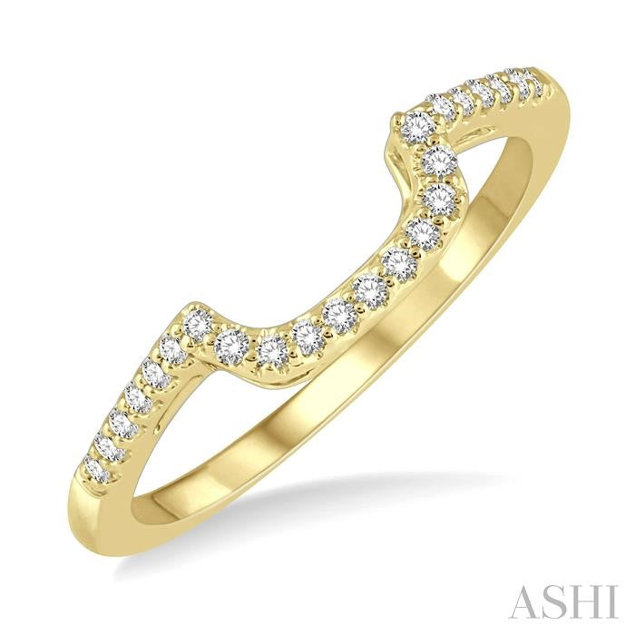 1/5 Ctw Round Cut Diamond Wedding Band in 14K Yellow Gold