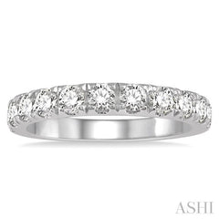 1 Ctw Round Cut Diamond Wedding Band in 14K White Gold
