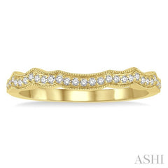 1/6 Ctw Curvy Round Cut Diamond Wedding Band in 14K Yellow Gold