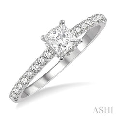 1/2 Ctw Round Cut Diamond Engagement Ring With 1/4 Ct Princess Cut Center Stone in 14K White Gold