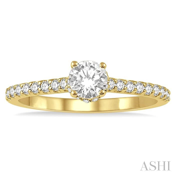 1/2 Ctw Diamond Engagement Ring With 1/4 Ct Round Cut Diamond Center Stone in 14K Yellow Gold