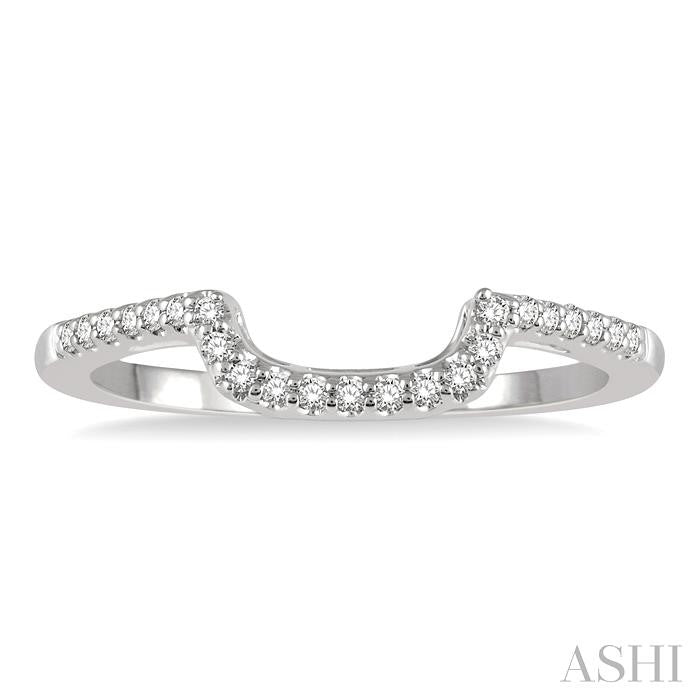1/5 Ctw Cradle Center Round Cut Diamond Wedding Band in 14K White Gold