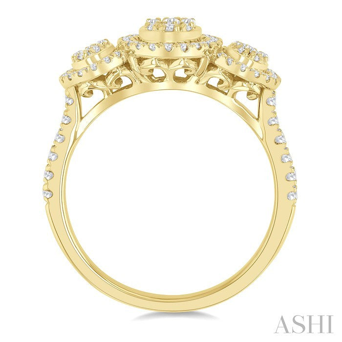 5/8 Ctw Oval Shape Past, Present & Future Fusion Baguette and Round Cut Diamond Engagement Ring in 14K Yellow Gold