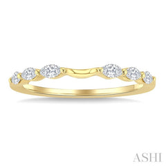 1/4 Ctw Marquise Cut Diamond Fashion Curved Band in 14K Yellow Gold