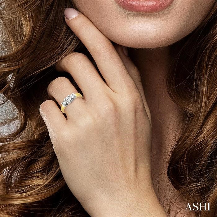 3/4 Ctw Three Stone Round Cut Diamond Ring in 14K Yellow and White Gold