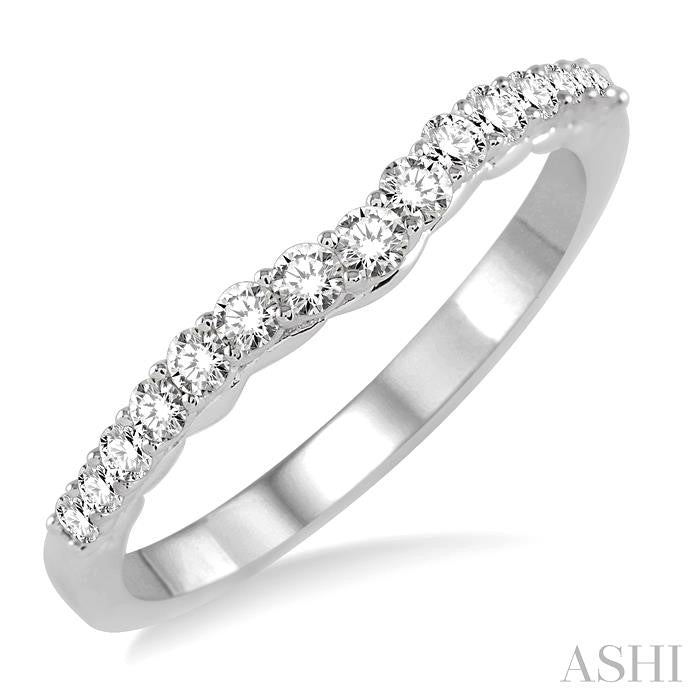 1/3 Ctw Arched Center Round Cut Diamond Wedding Band in 14K White Gold
