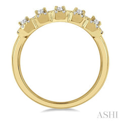 1 Ctw Emerald Shape 5 Stone Emerald & Round Cut Diamond Halo Wedding Band in 14K Yellow Gold
