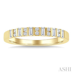 1/4 Ctw Vertically Aligned Baguette and Round Cut Diamond Stackable Fashion Band in 10K Yellow Gold