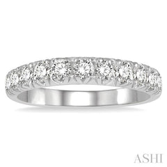 3/4 Ctw 11 Stone Round Cut Diamond Wedding Band in 14K White Gold