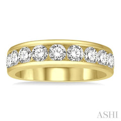 1 1/2 Ctw Channel Set 11 Stone Round Cut Diamond Wedding Band in 14K Yellow Gold