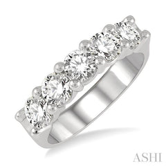 1 1/2 Ctw 5 Stone Round Cut Diamond Wedding Band in 14K White Gold